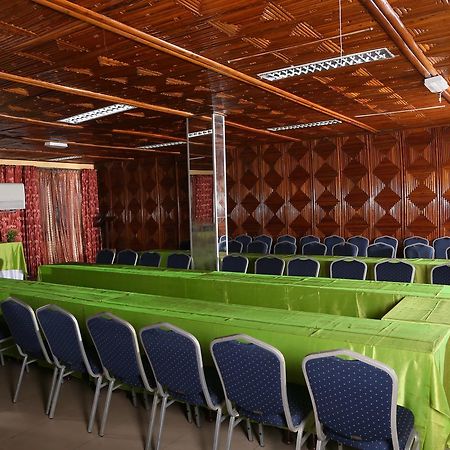 Hotel Mansel Yaoundé Kültér fotó