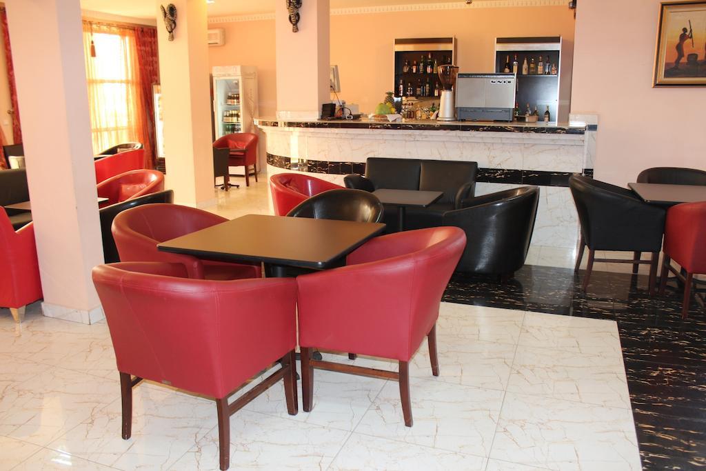 Hotel Mansel Yaoundé Kültér fotó