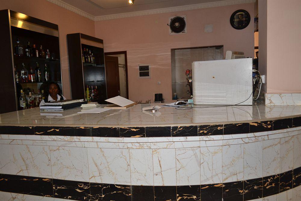 Hotel Mansel Yaoundé Kültér fotó