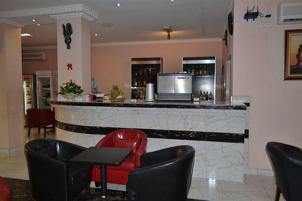 Hotel Mansel Yaoundé Kültér fotó