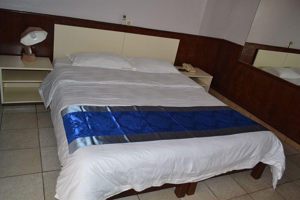Hotel Mansel Yaoundé Kültér fotó