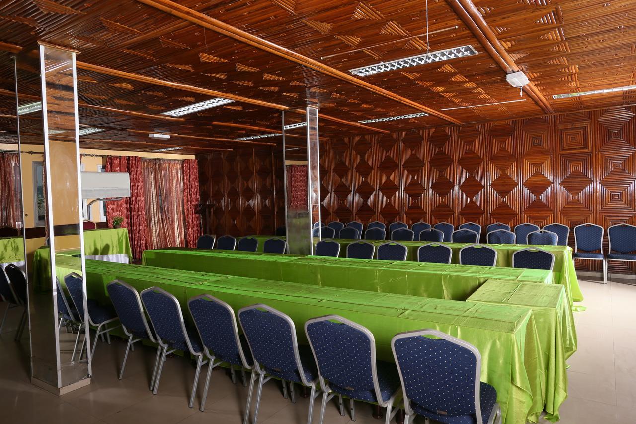Hotel Mansel Yaoundé Kültér fotó