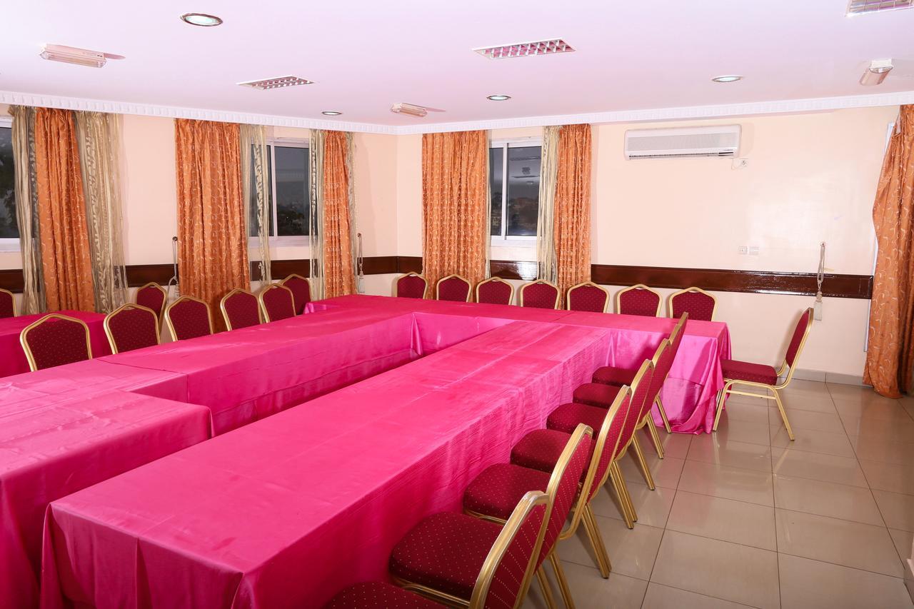 Hotel Mansel Yaoundé Kültér fotó