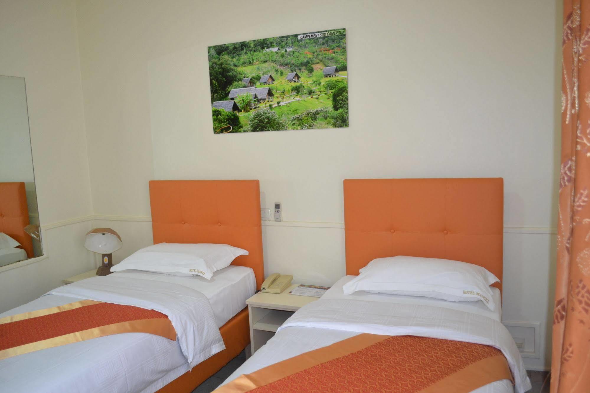 Hotel Mansel Yaoundé Kültér fotó