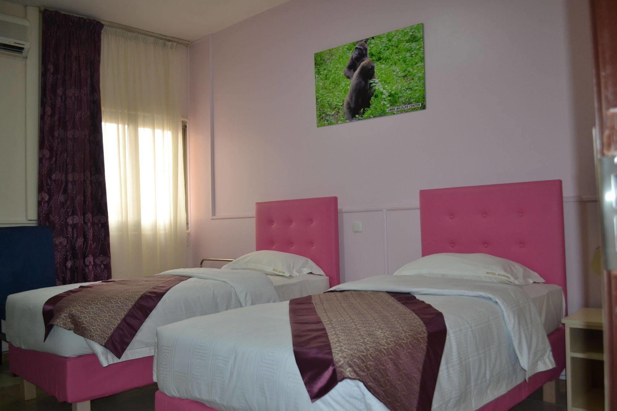 Hotel Mansel Yaoundé Kültér fotó